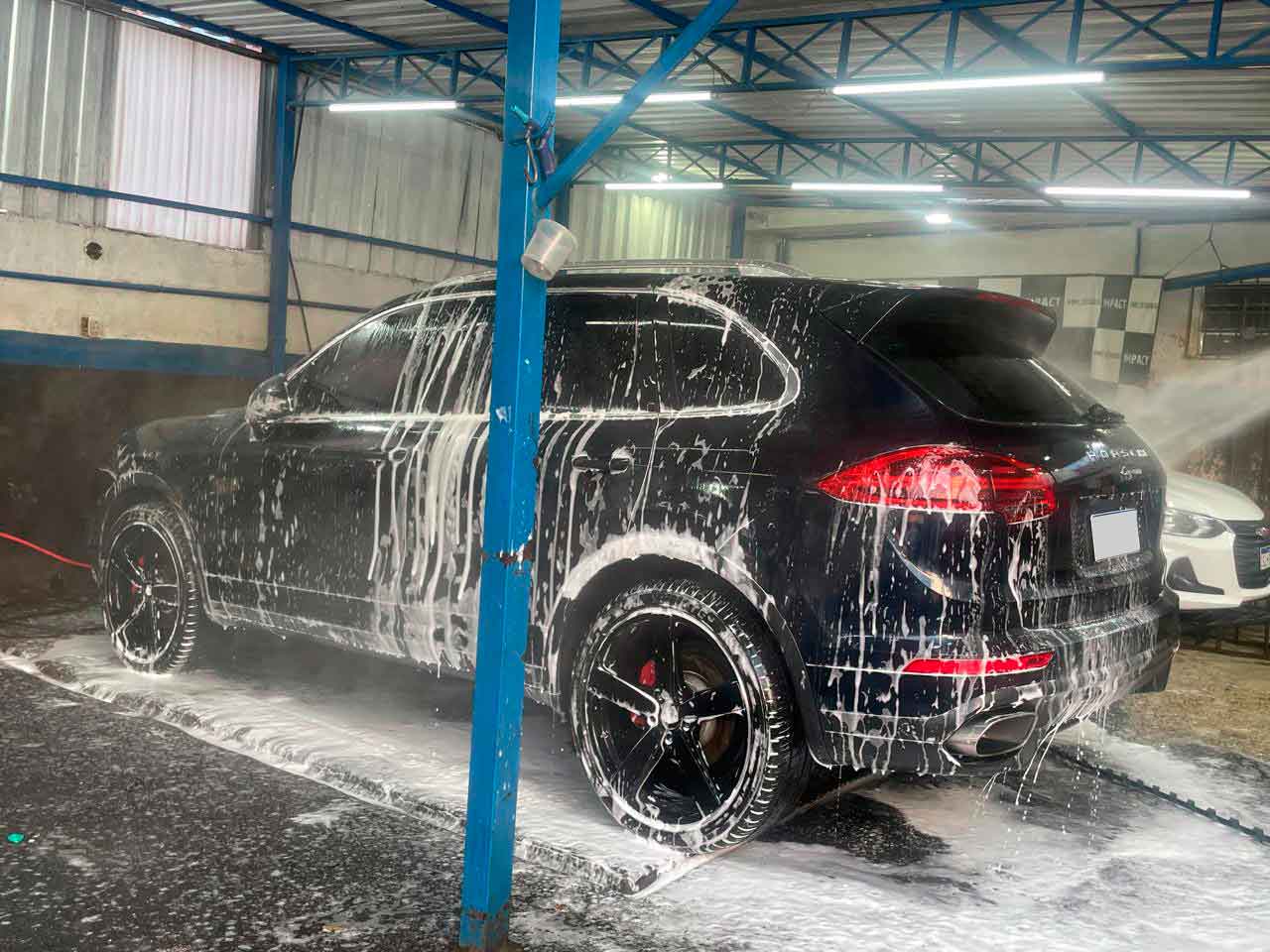 car-detailing-concept